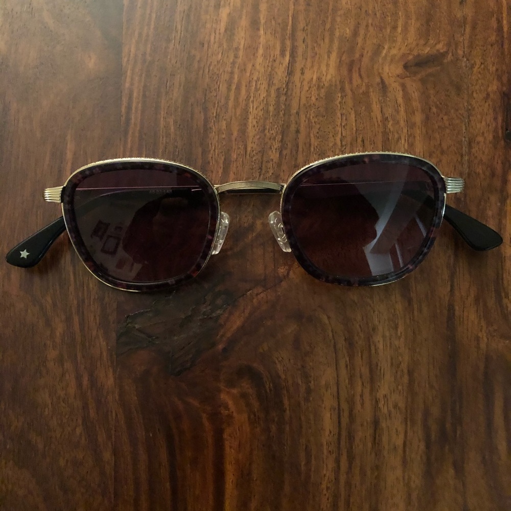NWOT Equipment sunglasses